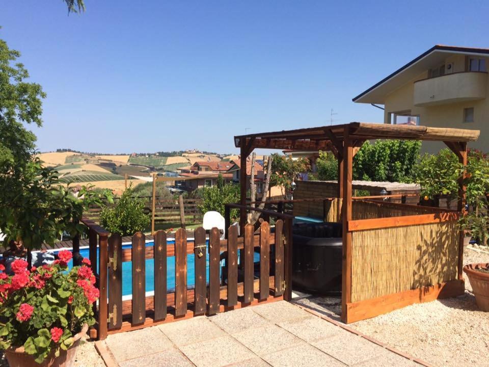 Bed and Breakfast Ca'Silvia San Savino  Exterior foto